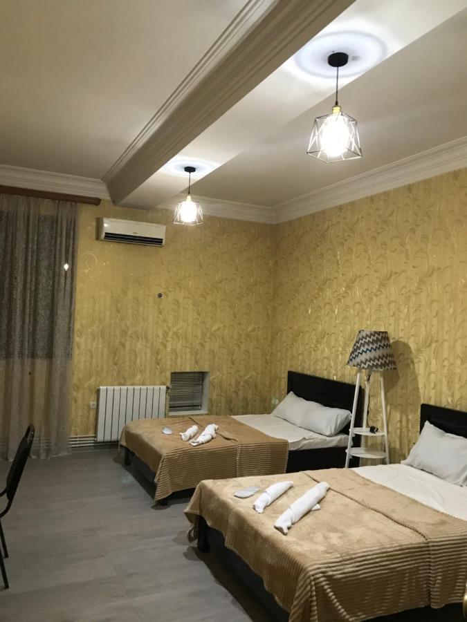 Hotel Rostus Tbilisi Esterno foto